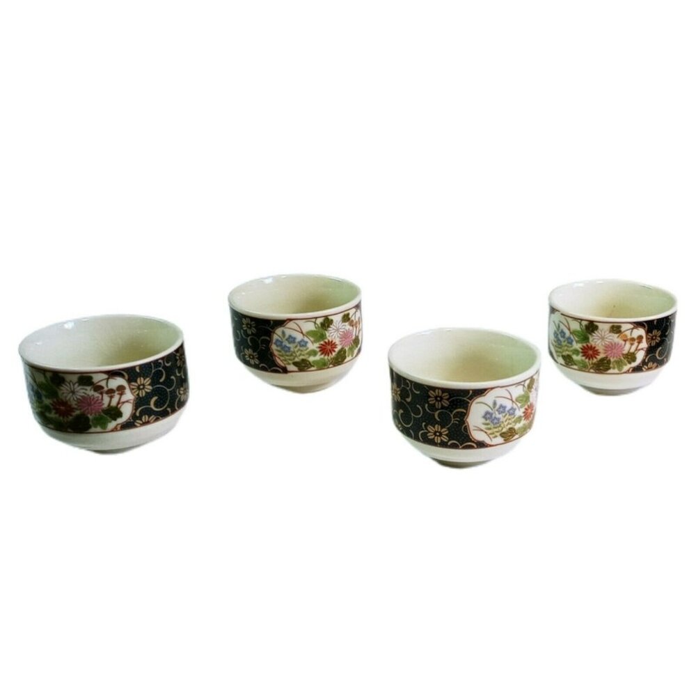 Porcelain Tea Cups Set Of 4 Floral Pattern Gold Accents Asian Style